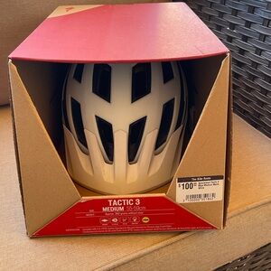 Specialized Tactic 3 Cycling Helmet - Black and White